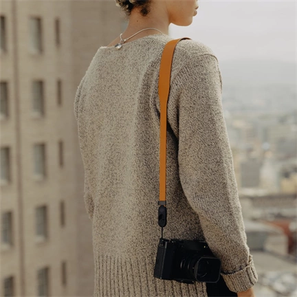 PEAK DESIGN Form Bőr szíj fénykézőgépekhez - Rövid - Borostyán