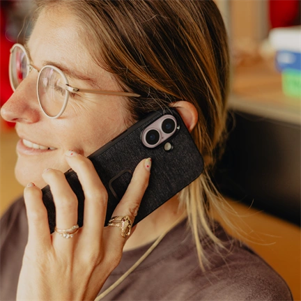 PEAK DESIGN Mobile Everyday Fabric Case iPhone 17 Standard - Szénszürke