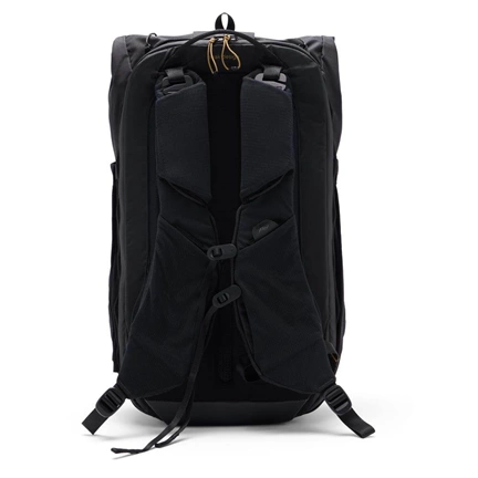 PEAK DESIGN Outdoor Backpack 25L - Fekete