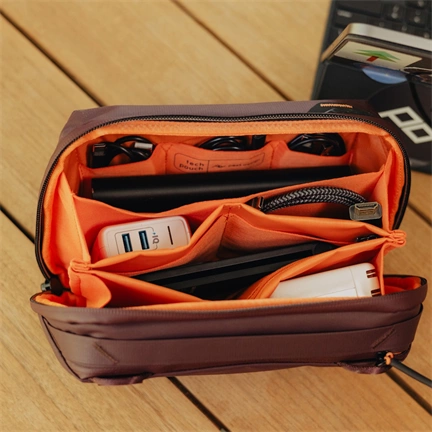 PEAK DESIGN Tech Pouch - Holdfogyatkozás