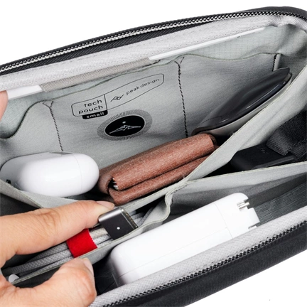 PEAK DESIGN Tech Pouch Small - Fekete