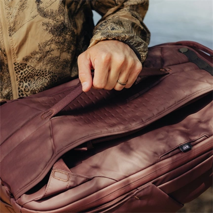 PEAK DESIGN Travel Backpack 30L - Holdfogyatkozás