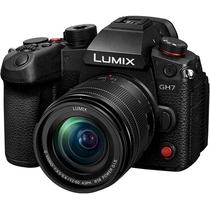 Panasonic Lumix GH7 DG VARIO-ELMARIT 12-60mm ASPH POWER O. I. S. (DC-GH7LE) Digitális fényképezőgép