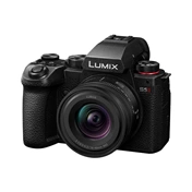 Panasonic DC-S5 II + S 18-40mm f/4.5-6.3 fényképezőgép kit