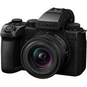 Panasonic DC-S5 II X + S 18-40mm f/4.5-6.3 fényképezőgép kit