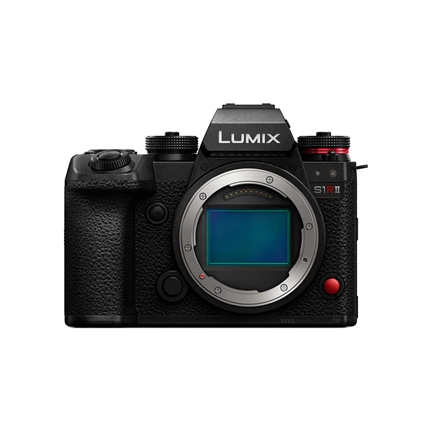 Panasonic Lumix S1RII MILC fényképezőgép váz + S 24-105mm f/4 Macro objektív kit Panasonic Lumix S1RII MILC fényképezőgép váz + S 24-105mm f/4 Macro objektív kit