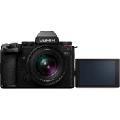 Panasonic Lumix S5II + Lumix S 50mm f/1.8 MILC fényképezőgép KIT