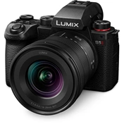 Panasonic Lumix S 14-28mm f/4-5.6 Macro