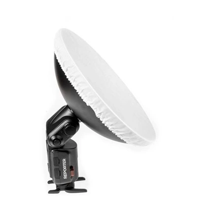 Quadralite Reporter beauty dish