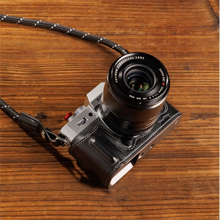 SMALLRIG 5669 LEATHER HALF CASE KIT FOR FUJIFILM X-T30 / X-T30 II / X-T30 III BLACK