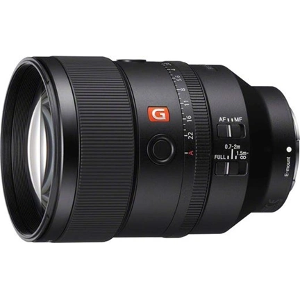 SONY 135mm f/1.8 FE GM