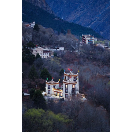 Sigma 200mm f/2 DG (S) objektív (Leica-L)