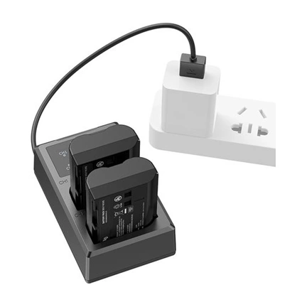 SmallRig EN-EL15 Camera Battery and Charger Kit 3820