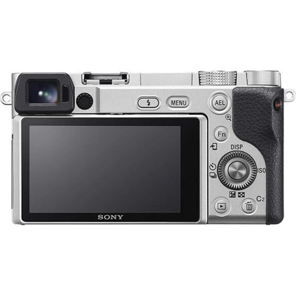 Sony Alpha 6100 digitális fényképezőgép váz (ezüst, USB-C) + 16-50mm objektív KIT