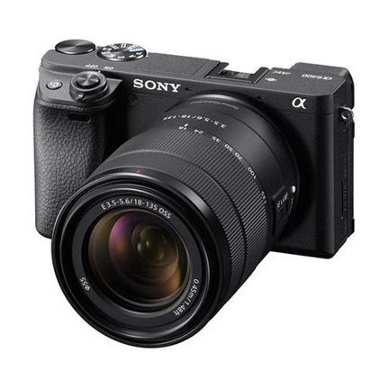 Sony Alpha 6400 digitális fényképezőgép váz (fekete, USB-C) + 18-135mm f/3.5-5.6 OSS objektív KIT