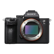 Sony Alpha 7 III + 28-70mm f/3.5-5.6 OSS II Kit - végső ár: 449 000,-Ft június 28-ig a SONY26JUN kuponnal