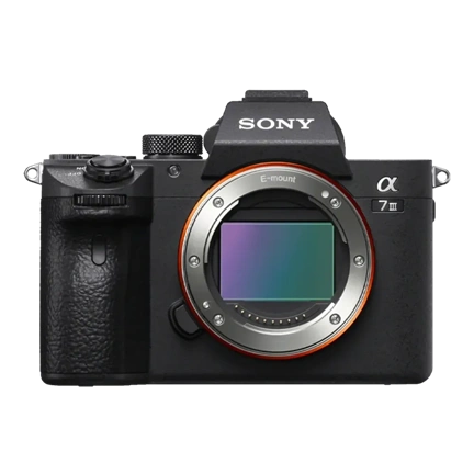 Sony Alpha 7 III + 28-70mm f/3.5-5.6 OSS II Kit - végső ár: 449 000,-Ft június 28-ig a SONY26JUN kuponnal