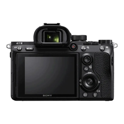 Sony Alpha 7 III + 28-70mm f/3.5-5.6 OSS II Kit - végső ár: 449 000,-Ft június 28-ig a SONY26JUN kuponnal