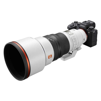 Sony SEL FE 300mm f/2.8 GM OSS objektív (SEL300F28GM.SYX)