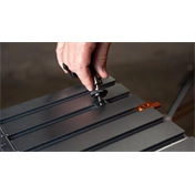 TETHER TOOLS AeroTrac Workstation System