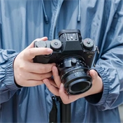 TTArtisan APS-C tilt 35mm f1.4 M43 mount
