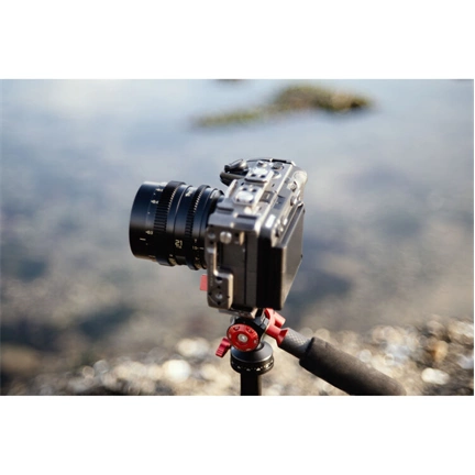 Thypoch Simera-C 21mm Sony E