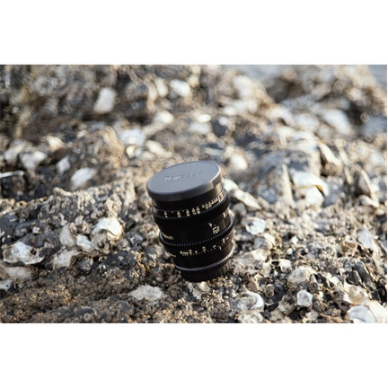 Thypoch Simera-C 21mm Sony E