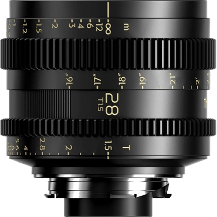 Thypoch Simera-C 28mm Leica M