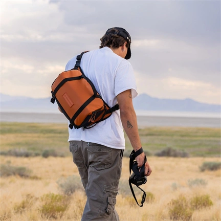 WANDRD ROGUE Sling 9L Sedona Orange V2