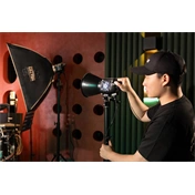 ZHIYUN LED MOLUS B100 COB LIGHT