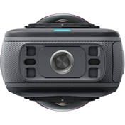 Insta360 X5 akciókamera - Fekete