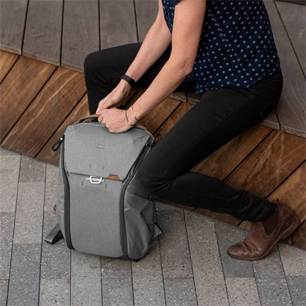 PEAK DESIGN Everyday Backpack 20L v2 - Hamuszürke