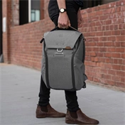 PEAK DESIGN Everyday Backpack 20L v2 - Hamuszürke