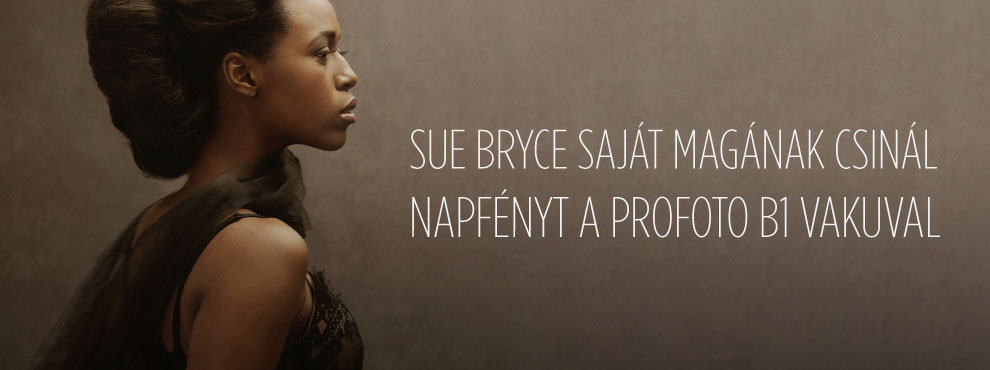 Sue Bryce saját magának csinál napfényt a Profoto B1 vakuval