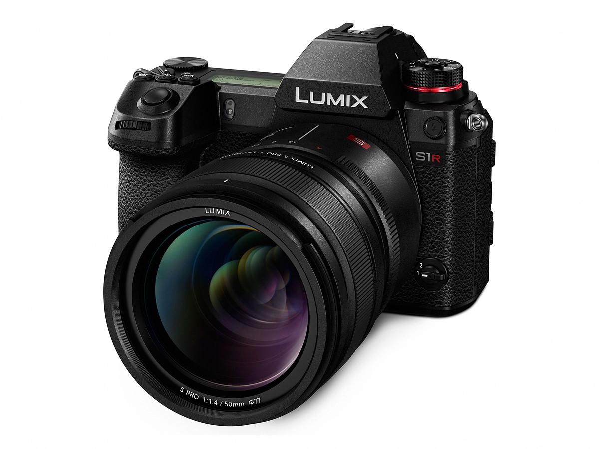 Panasonic S1 S1R